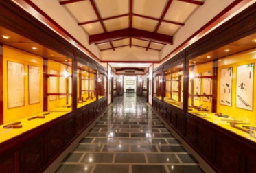 紅木家具高檔定制：紅木家具為何名貴？古老工藝與科學(xué)流程功不可沒(méi)