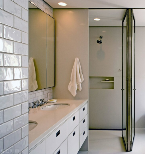 古典浴室柜風(fēng)格：超實用浴室柜選購指南，手把手教你選