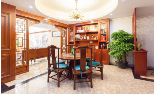 客廳家具裝修設(shè)計(jì)：新中式客廳綠植擺放需要注意什么？