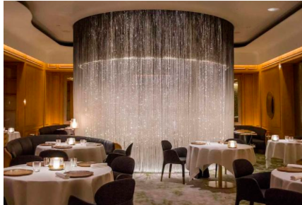 實木餐桌椅：做餐飲怎樣才能選好餐廳家具？開餐廳買餐桌椅需要注意什么？