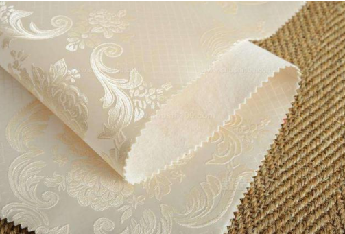 室內(nèi)新型裝飾材料：墻紙和墻布有什么區(qū)別？用墻布好還是墻紙好