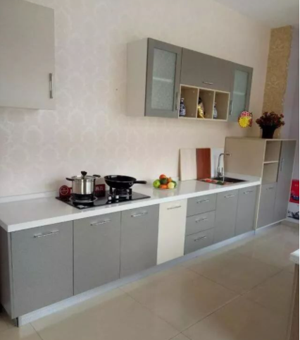 【定制櫥柜設(shè)計(jì)圖】如何挑選櫥柜門板？根據(jù)廚房的裝修風(fēng)格選擇嗎？