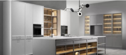 【全鋁整體櫥柜廠】傳統(tǒng)櫥柜和全鋁櫥柜哪個更加實(shí)用？