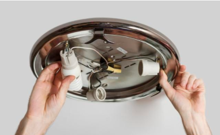 【歐普吸頂燈安裝】吸頂燈怎么安裝？學(xué)會(huì)了5個(gè)安裝步驟，自己也可以安裝