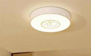 【陽臺裝修效果圖片】陽臺吸頂燈如何選購？陽臺燈如何搭配裝修風格？