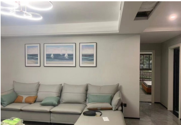 現(xiàn)代簡約風(fēng)格的家裝，適合什么樣的裝飾畫呢？