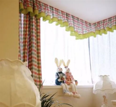 飄窗窗簾設(shè)計：飄窗窗簾怎么裝好看 飄窗窗簾安裝的3種方式