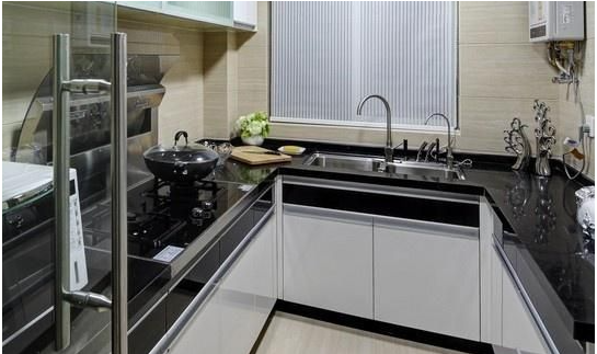 【深圳舊房翻新裝修】舊房裝修廚房該如何進(jìn)行裝修設(shè)計?