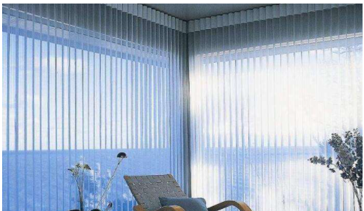 【深圳電動(dòng)窗簾配件】家用電動(dòng)窗簾介紹，電動(dòng)遙控窗簾分類