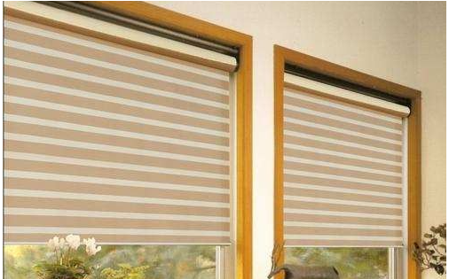 【客廳窗簾顏色效果圖】客廳窗簾用什么顏色好，客廳窗簾裝飾風(fēng)水禁忌