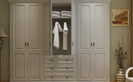 【入墻式衣柜設計】安裝入墻式衣柜需要注意什么？