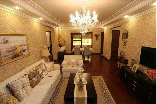 現(xiàn)代歐式水晶燈：客廳水晶燈風(fēng)水禁忌,會影響你的運(yùn)勢?