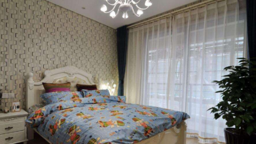 【布藝窗簾搭配】怎么窗簾選購，主臥室窗簾什么顏色好？